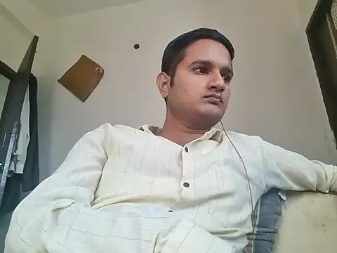 Snapshot of Jonrobinso chatting on October 3, 2025, 4:25 am Jonrobinso online show from October 3, 2025, 4:25 am