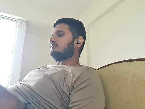 Snapshot of Jonrobinso chatting on July 17, 2026, 4:21 am Jonrobinso online show from July 17, 2026, 4:21 am