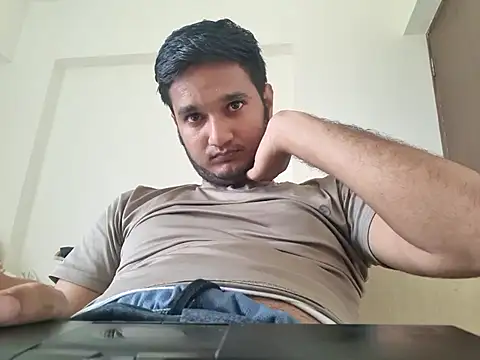 Snapshot of Jonrobinso chatting on May 10, 2026, 9:24 am Jonrobinso online show from May 10, 2026, 9:24 am