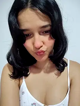  Denis sweet online show from March 12, 2026, 4:18 am