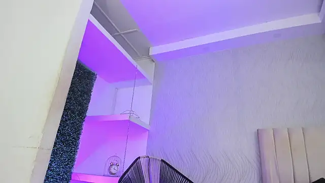 miranda villa online show from January 13, 2026, 12:20 pm