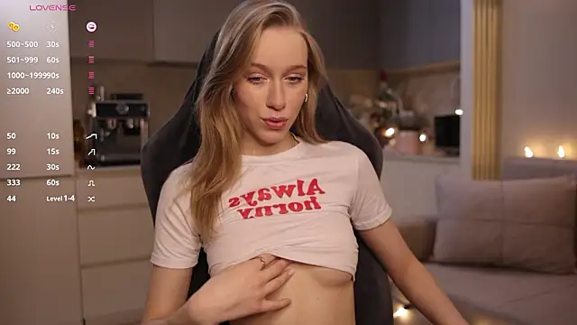 Snapshot of PollyAgata chatting on February 21, 2026, 7:05 pm PollyAgata online show from February 21, 2026, 7:05 pm