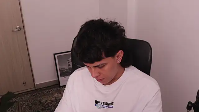 Tony Hoffa online show from March 22, 2026, 8:32 pm