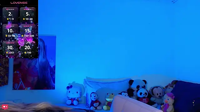 Kendall Gil online show from October 31, 2025, 3:14 am