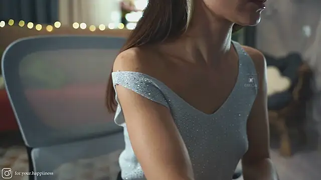 Snapshot of Feral_Berrry_ chatting on September 18, 2025, 5:10 am Feral Berrry online show from September 18, 2025, 5:10 am