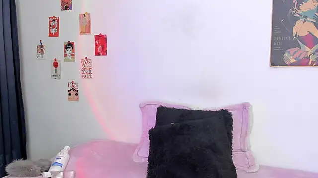 Snapshot of AlyRoses chatting on February 9, 2025, 1:44 am AlyRoses online show from February 9, 2025, 1:44 am