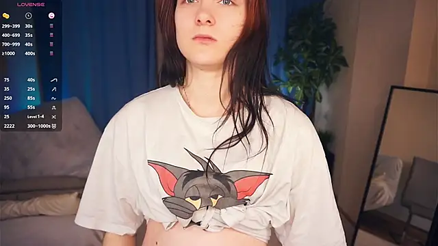 RandiAshv online show from February 18, 2025, 5:09 am