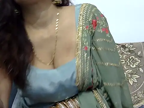 mishi kaur online show from December 22, 2024, 2:49 am