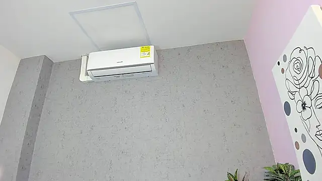 Tiffany mendez online show from February 21, 2026, 12:07 pm