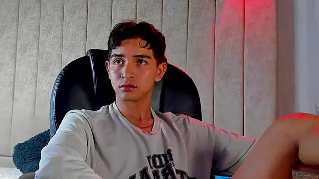 Muichiro tokito1 online show from November 9, 2025, 3:54 am