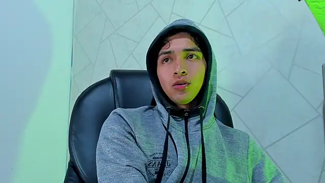 Muichiro tokito1 online show from November 13, 2025, 11:58 am