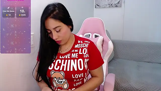 ivanacoper online show from January 4, 2025, 5:37 am