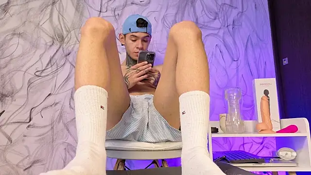 Snapshot of Saturno_v chatting on February 6, 2026, 10:33 am Saturno v online show from February 6, 2026, 10:33 am