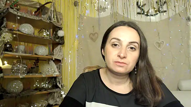 AskMeStandUp online show from February 10, 2026, 11:15 pm