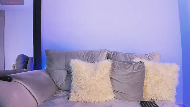 alanajonhsonm online show from November 14, 2025, 5:33 am