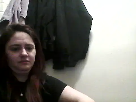 lilbishmiss online show from January 25, 2025, 6:23 am
