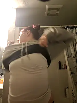 Snapshot of lilbishmiss chatting on February 9, 2026, 1:47 am lilbishmiss online show from February 9, 2026, 1:47 am