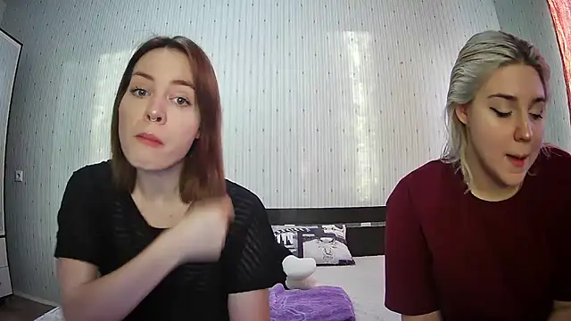 Snapshot of ChrisGirls chatting on January 30, 2025, 2:15 pm ChrisGirls online show from January 30, 2025, 2:15 pm