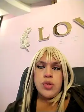 kimCosseyy online show from April 15, 2026, 2:06 am