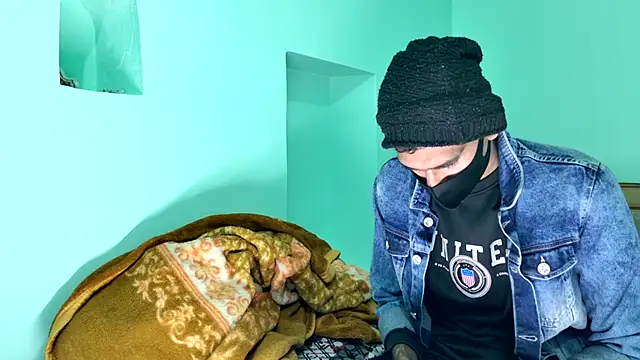 Snapshot of Habibi_big_b chatting on February 20, 2026, 1:24 pm Habibi big b online show from February 20, 2026, 1:24 pm