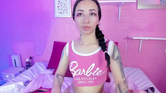 hanna  azumi online show from February 21, 2026, 4:14 am