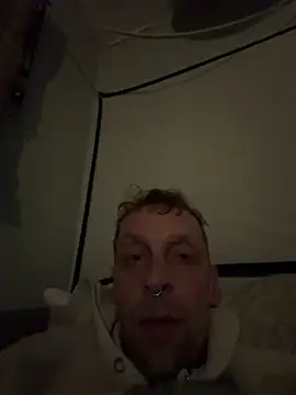 pillepallex84x online show from February 18, 2026, 11:01 pm