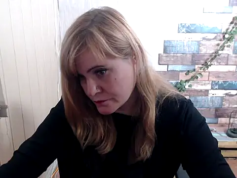 DaniellaKiss online show from October 6, 2025, 7:53 am