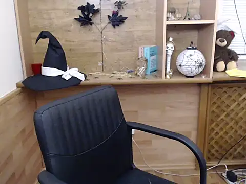 DaniellaKiss online show from November 22, 2025, 8:51 pm