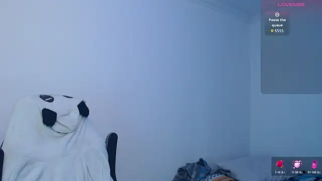 bryamado69 online show from March 12, 2026, 7:40 pm