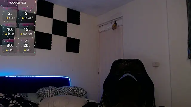 bryamado69 online show from October 18, 2025, 2:24 am