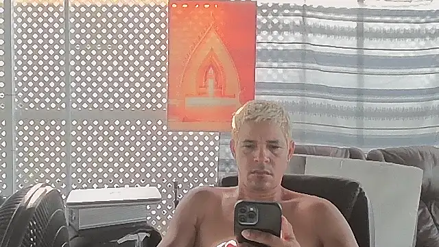 cubano1082 online show from July 9, 2026, 12:59 pm