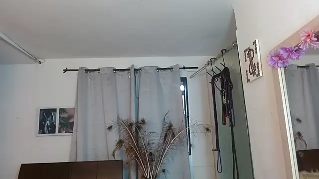 Snapshot of georgina_ms chatting on November 9, 2025, 5:50 pm georgina ms online show from November 9, 2025, 5:50 pm