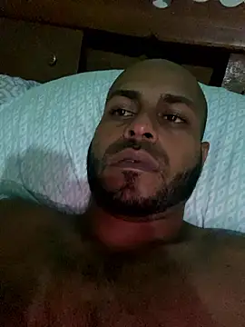 islandvybee55 online show from January 9, 2026, 2:29 am