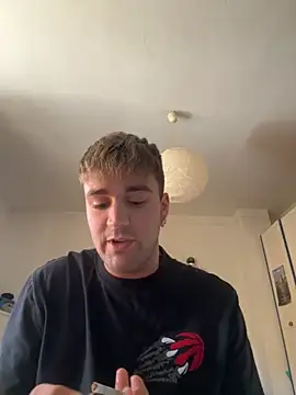 ErPumas126 online show from October 7, 2025, 3:02 pm