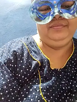 Snapshot of tamilthanushri chatting on March 17, 2025, 2:08 am tamilthanushri online show from March 17, 2025, 2:08 am