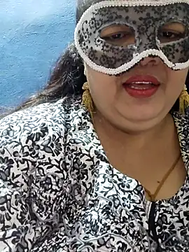 Snapshot of tamilthanushri chatting on March 1, 2025, 8:23 am tamilthanushri online show from March 1, 2025, 8:23 am