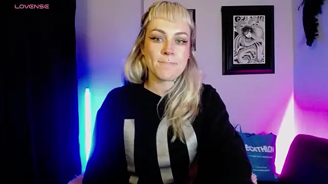 kim jeins11 online show from October 15, 2025, 2:21 am