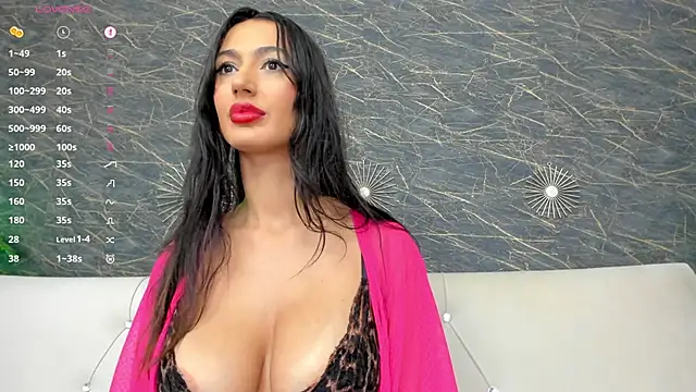 Snapshot of moona_ray chatting on November 8, 2025, 8:23 pm moona ray online show from November 8, 2025, 8:23 pm