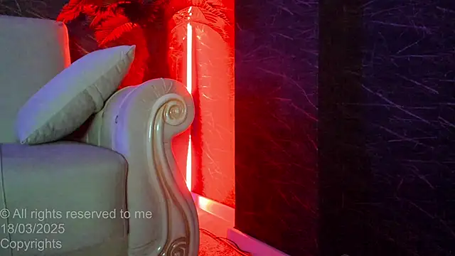 Snapshot of moona_ray chatting on March 20, 2025, 1:13 am moona ray online show from March 20, 2025, 1:13 am