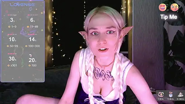 Snapshot of mischellemeow13 chatting on September 20, 2025, 8:36 pm mischellemeow13 online show from September 20, 2025, 8:36 pm