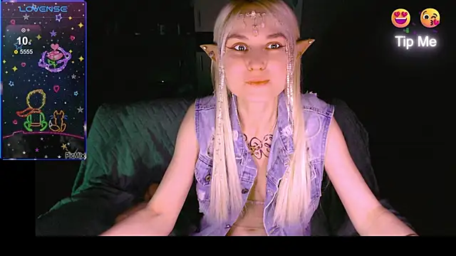 Snapshot of mischellemeow13 chatting on September 29, 2025, 10:26 pm mischellemeow13 online show from September 29, 2025, 10:26 pm