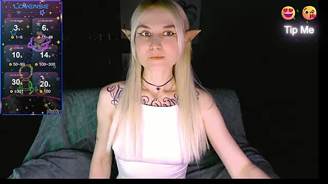 Snapshot of mischellemeow13 chatting on October 2, 2025, 10:24 pm mischellemeow13 online show from October 2, 2025, 10:24 pm