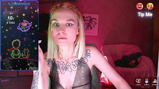Snapshot of mischellemeow13 chatting on October 8, 2025, 2:24 am mischellemeow13 online show from October 8, 2025, 2:24 am