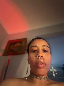 loveluna8 online show from April 14, 2026, 2:00 pm