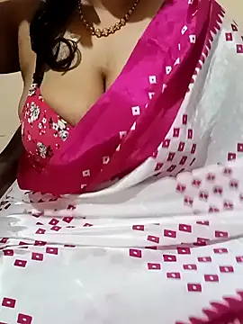 MONA DARLING31 online show from December 6, 2024, 4:52 am