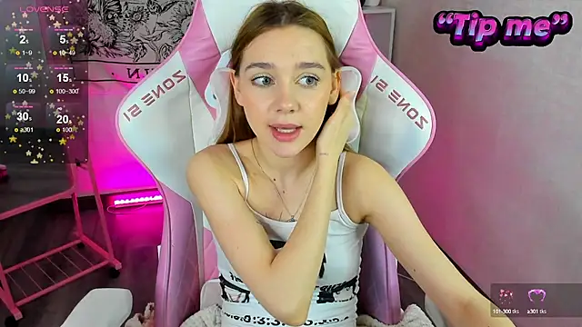 Snapshot of Lesi_Moonie01 chatting on March 22, 2025, 12:25 pm Lesi Moonie01 online show from March 22, 2025, 12:25 pm