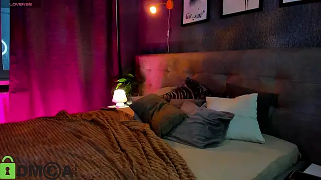 Snapshot of Lesi_Moonie01 chatting on October 12, 2025, 1:07 am Lesi Moonie01 online show from October 12, 2025, 1:07 am