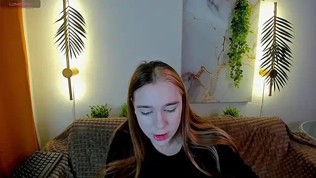 Snapshot of Lesi_Moonie01 chatting on September 20, 2025, 7:24 am Lesi Moonie01 online show from September 20, 2025, 7:24 am