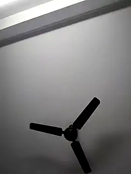 Snapshot of cutiecatty21 chatting on October 22, 2025, 3:22 pm cutiecatty21 online show from October 22, 2025, 3:22 pm