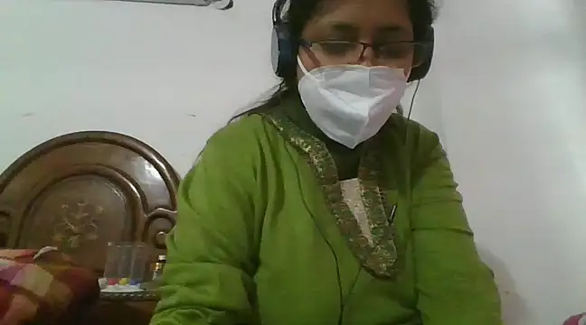 Snapshot of cutiecatty21 chatting on December 3, 2024, 11:07 am cutiecatty21 online show from December 3, 2024, 11:07 am